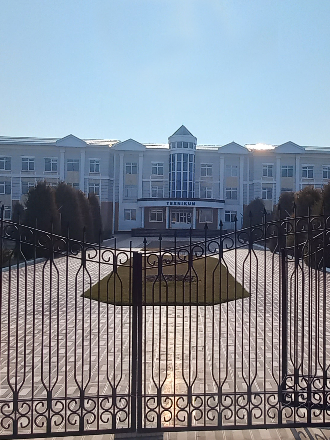 G‘allaorol xizmat ko‘rsatish va servis texnikumi